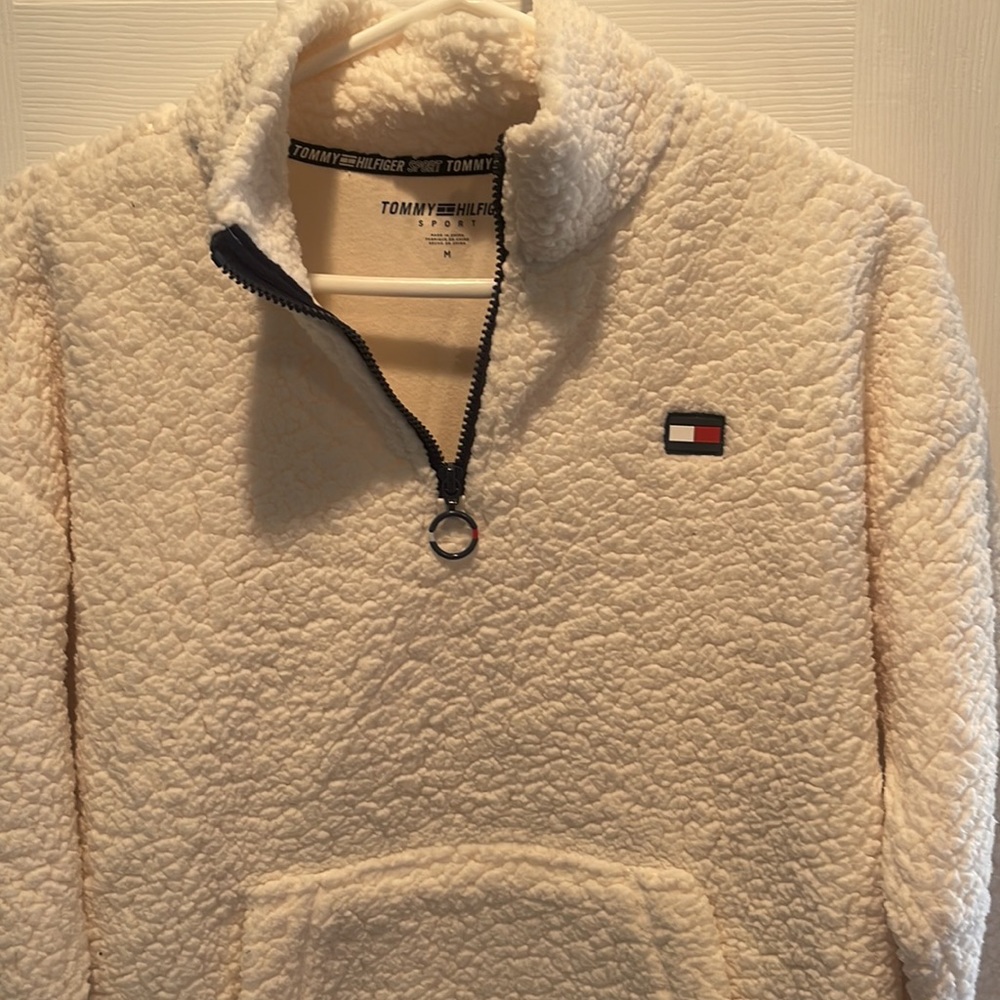 Tommy Hilfiger fleece like new - Picture 3 of 4